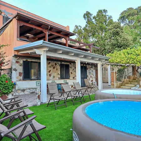 Amazing In With Jacuzzi